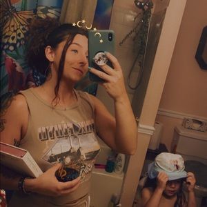 Meet your Posher, Janelle